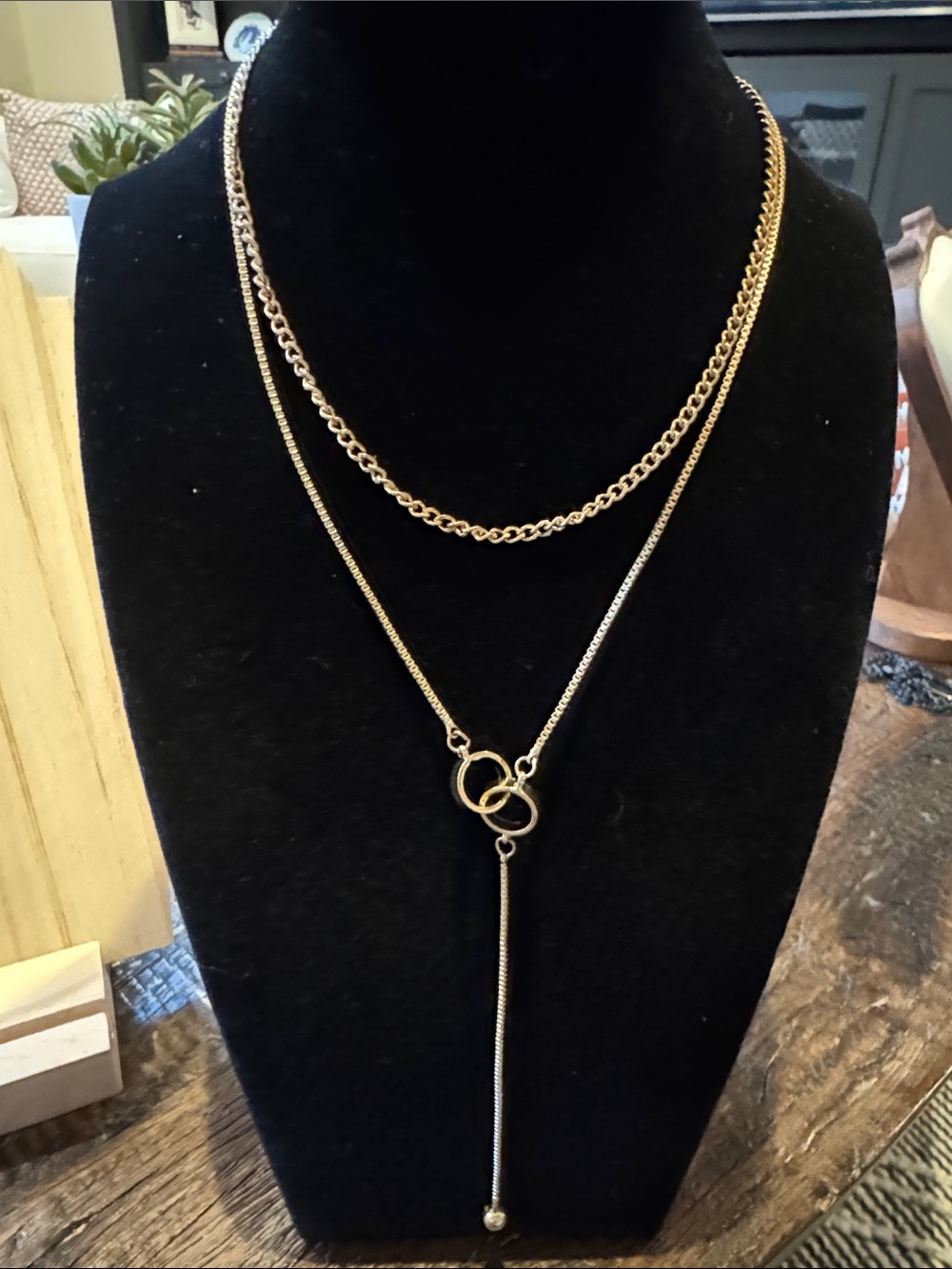 Gold Layered Interlocking Circle Lariat Necklace - Women Jewelry
